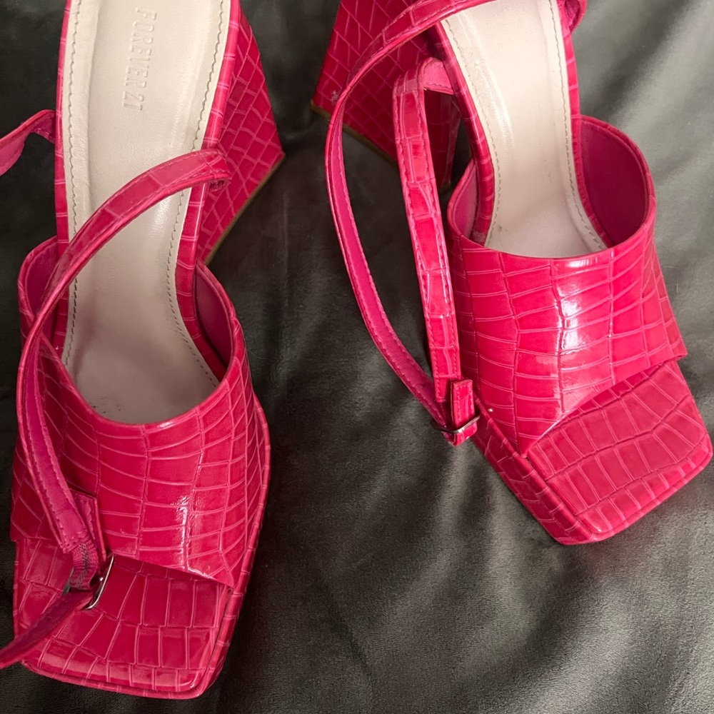 Forever 21 Pink Platform Slingback Sandals